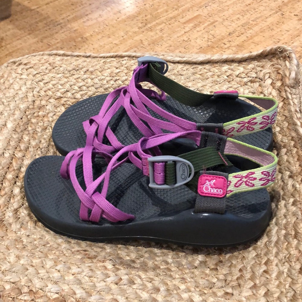 Women’s Chaco Zx 2 sandals. Size 8. Excellent condition.
